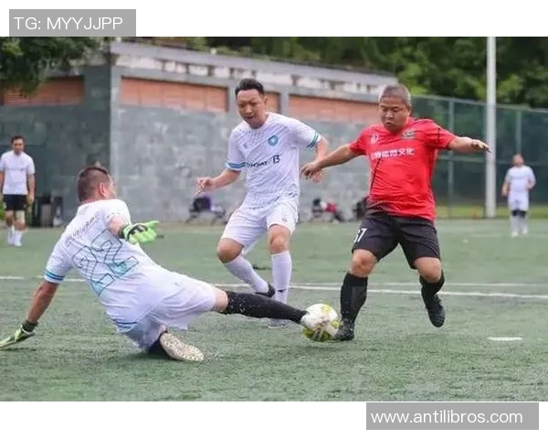 河源足球明星有哪些值得关注的球员及其精彩瞬间图片分享